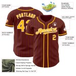 Maillot de baseball authentique à rayures bordeaux et blanches, personnalisé et doré